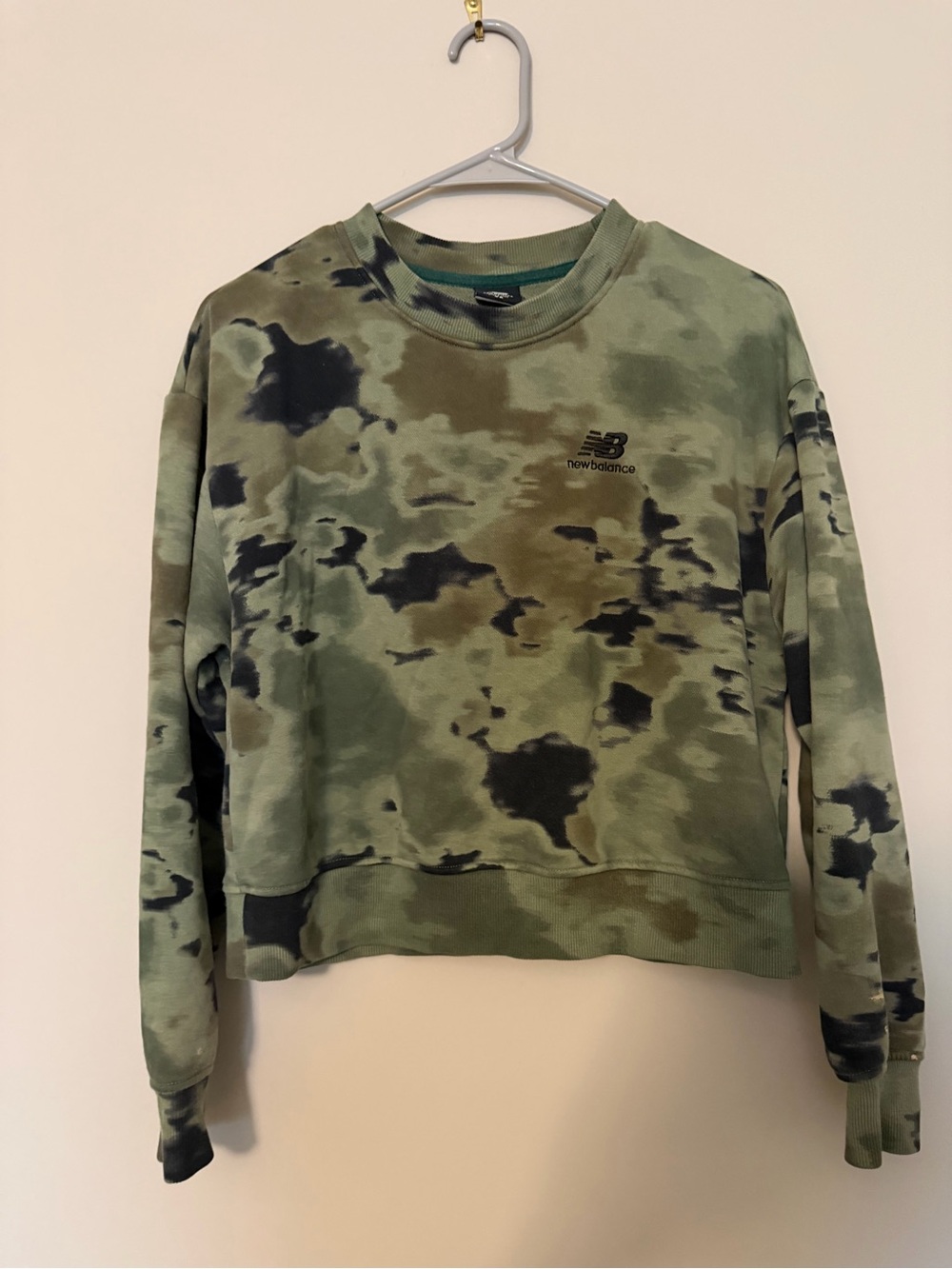 New Balance Distressed Cropped Tie Dye Sweatshirt Green XS *READ*